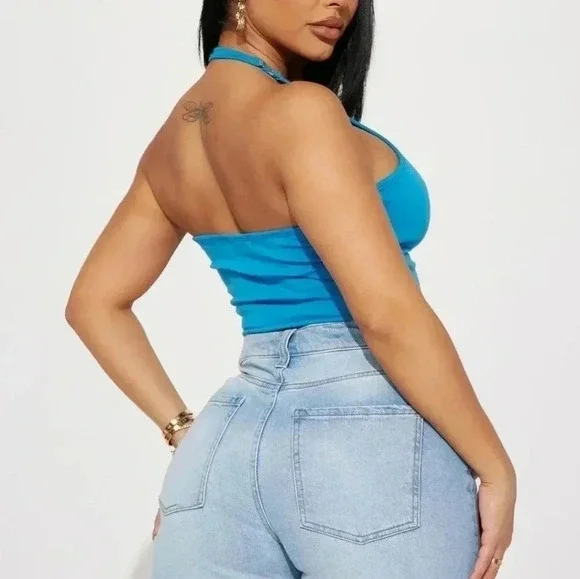 Nwt! Fashion Nova Cropped Halter top. Large - Picture 6 of 7